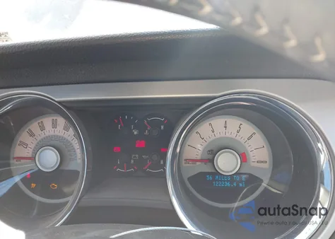 2011 Ford Mustang Gt Premium z USA, uszkodzony, nr VIN 1ZVBP8CF5B5136078